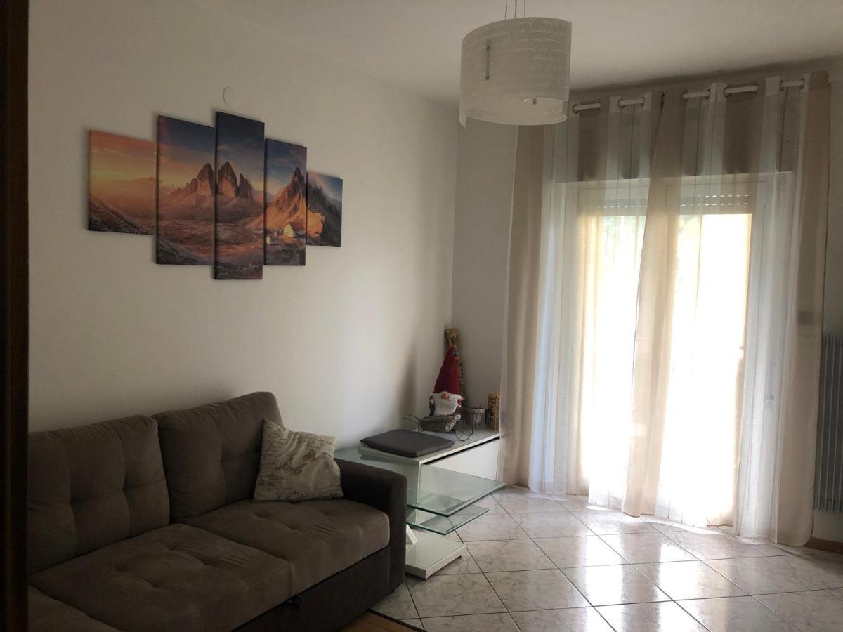 Casa Di Max - Private Room In Apartment With Shared Bathroom Free Parking Bolzano Exteriör bild